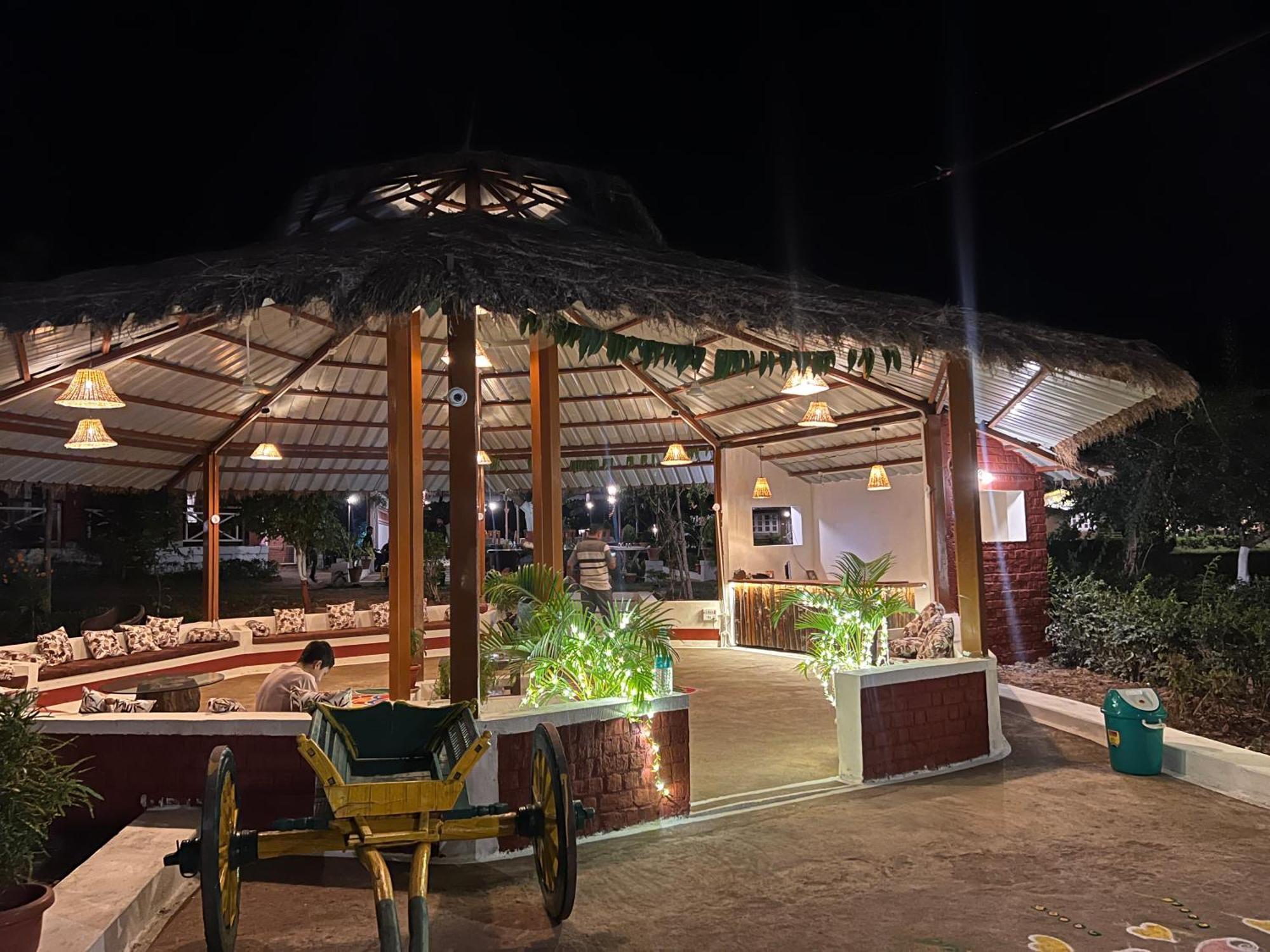 Wow Stayz2 Pachmarhi Foothill Cottages المظهر الخارجي الصورة